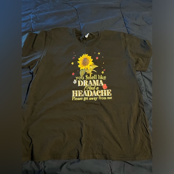 Multiple t-shirts - Picture 3 of 13